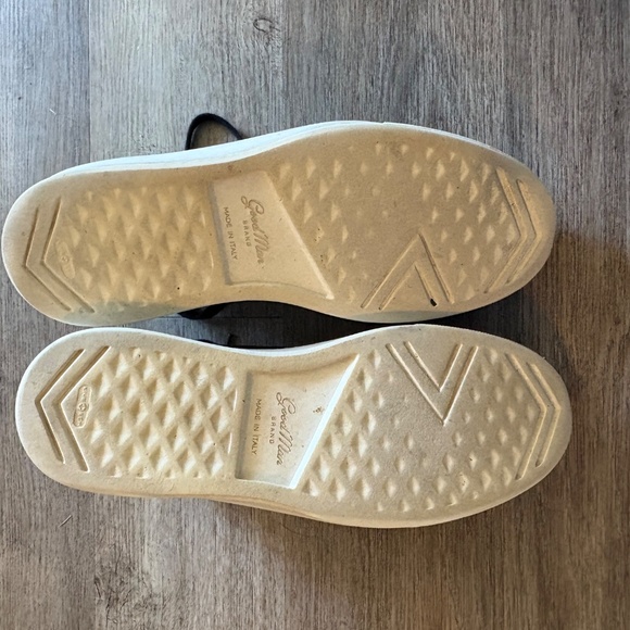 Goodman Shoes